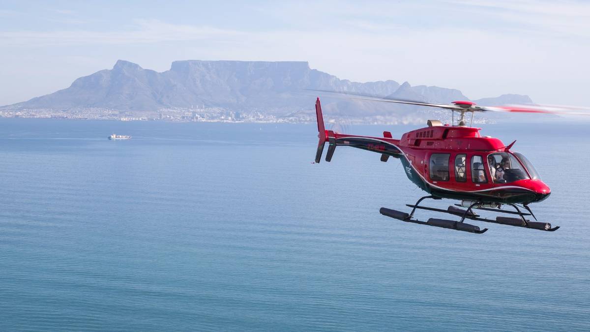 Viagem de Helicóptero Atlantic Seaboard na Cidade do Cabo com transferência